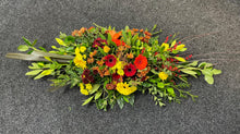 Load image into Gallery viewer, Casket Spray - Fresh Floral tribute
