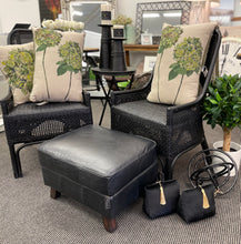 Load image into Gallery viewer, Ottoman - Black/curved leg