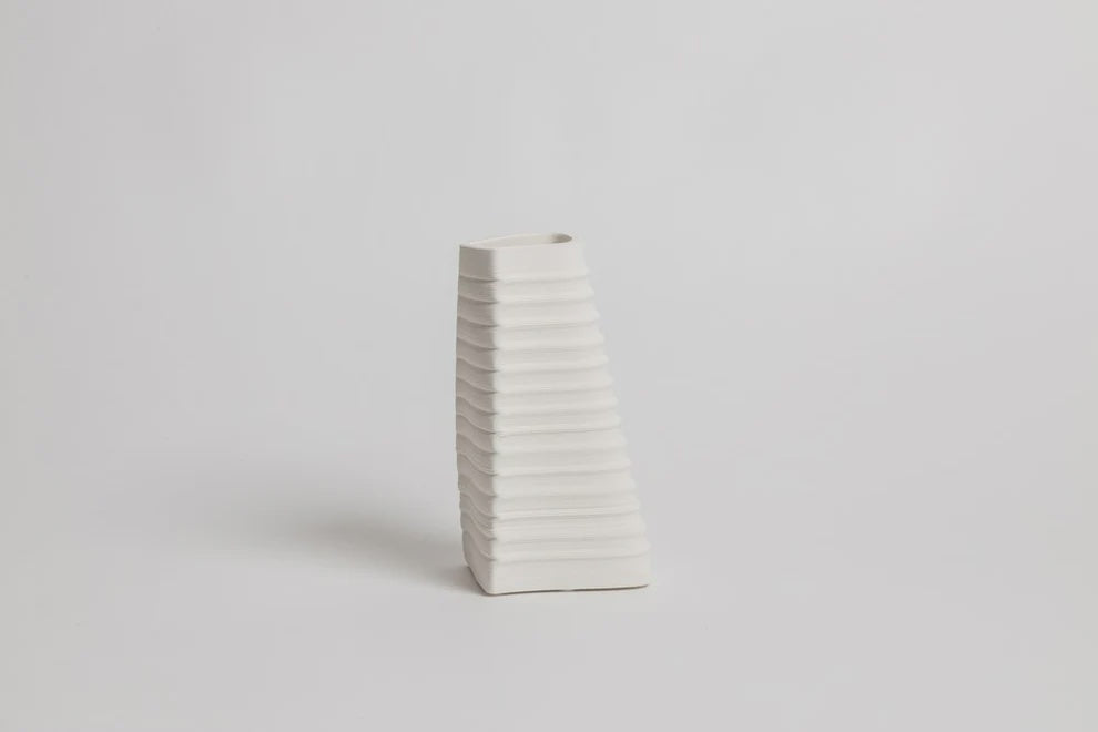 Vase - White ribbed Fulk small