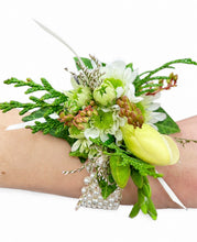 Load image into Gallery viewer, Corsage - Wrist
