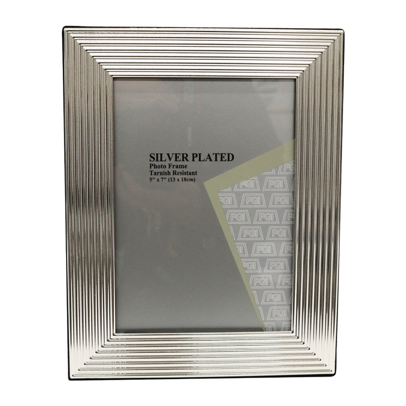 Photo frame - Silver striped edge 5x7
