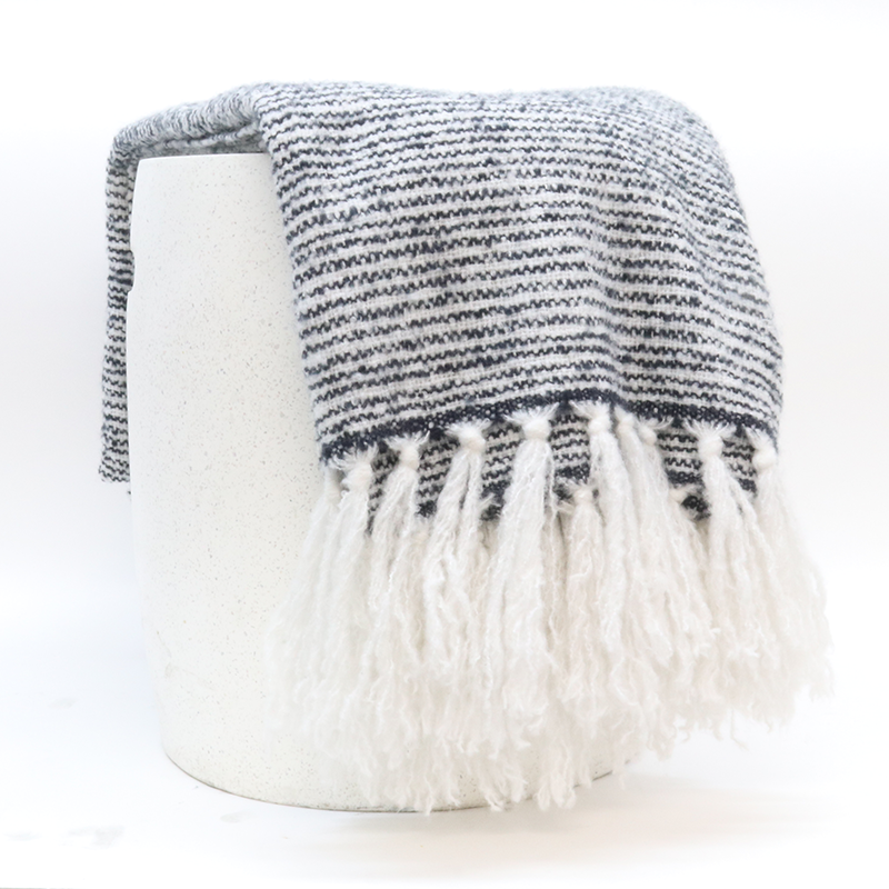 Throw - Ripple Stripe