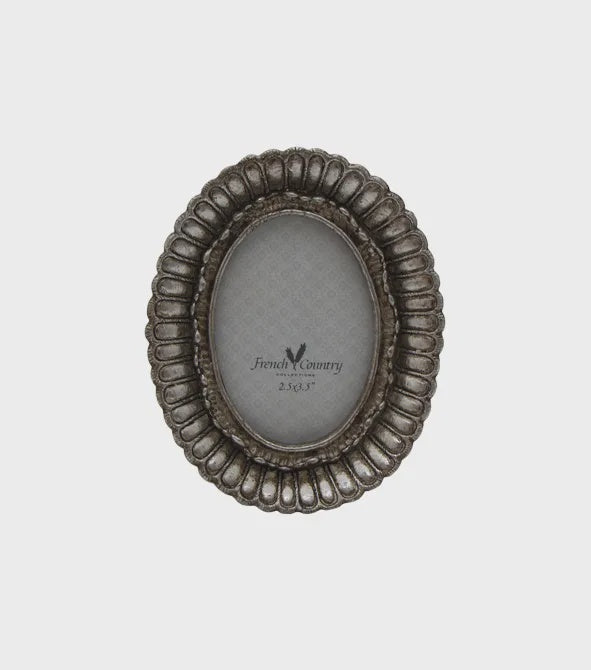 Photo Frame - fanned oval pewter