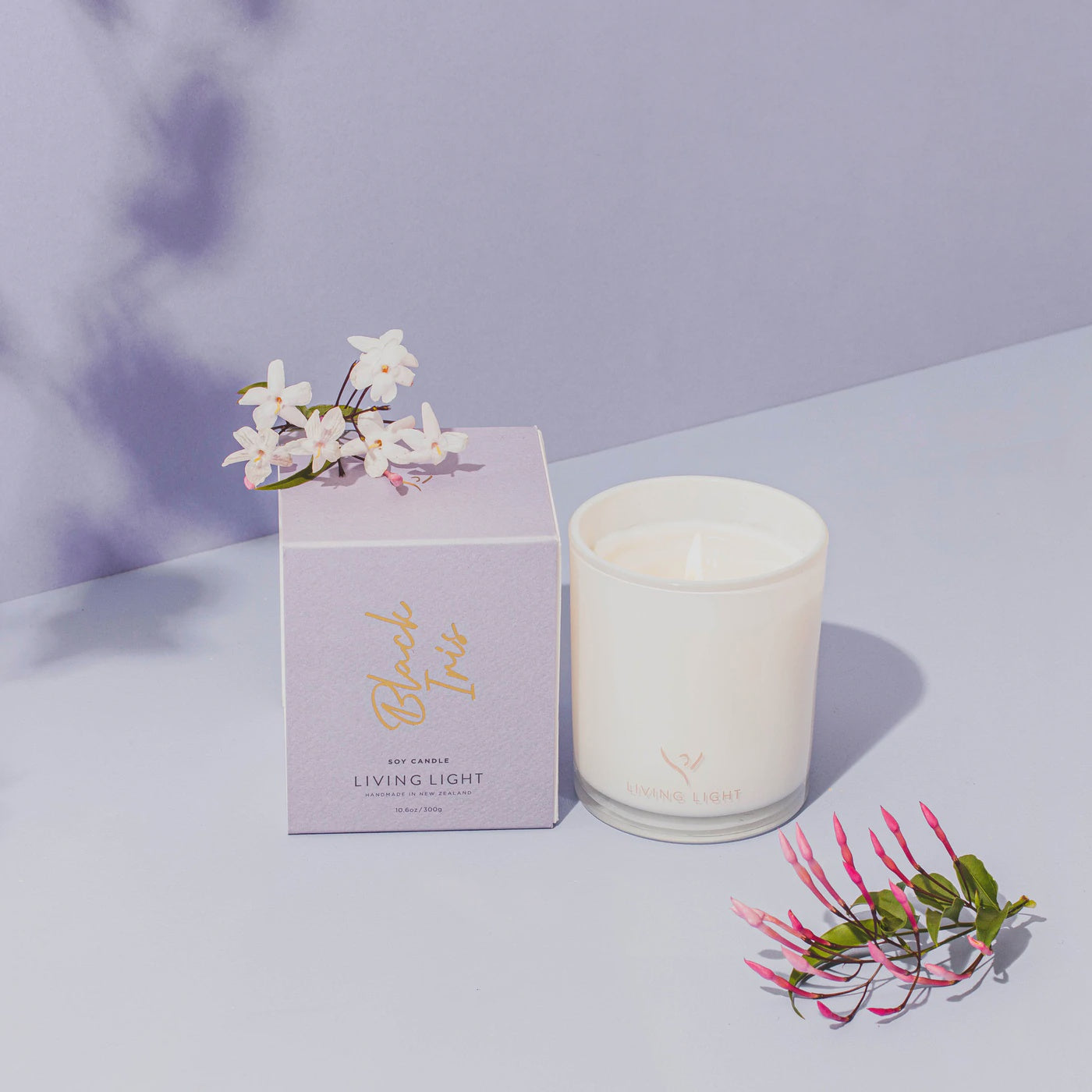 Candle - Black Iris (Lge)